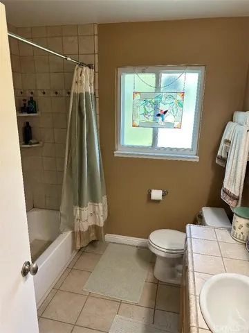 38514 Carolside Avenue, Palmdale, California 93550