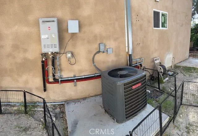 4 bdr  ADU ac  system