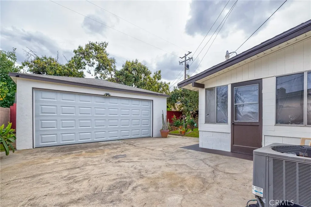 6722 Keltonview Drive, Pico Rivera, California 90660 home-pic-28