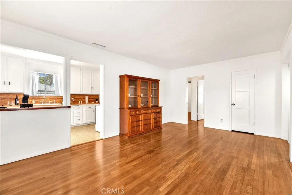 6722 Keltonview Drive, Pico Rivera, California 90660 home-pic-22