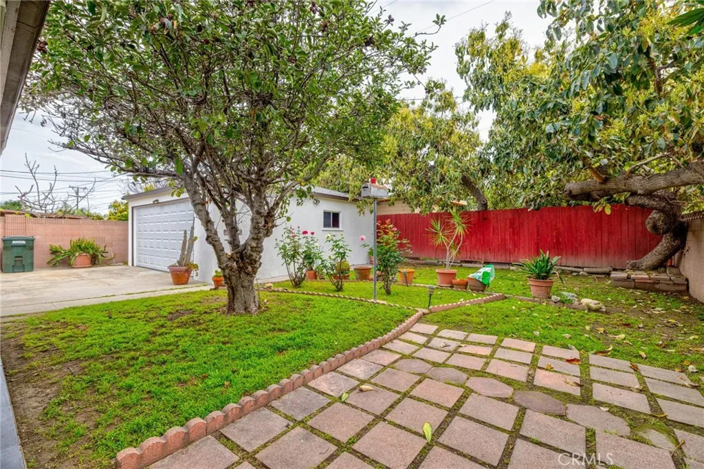 6722 Keltonview Drive, Pico Rivera, California 90660 home-pic-31