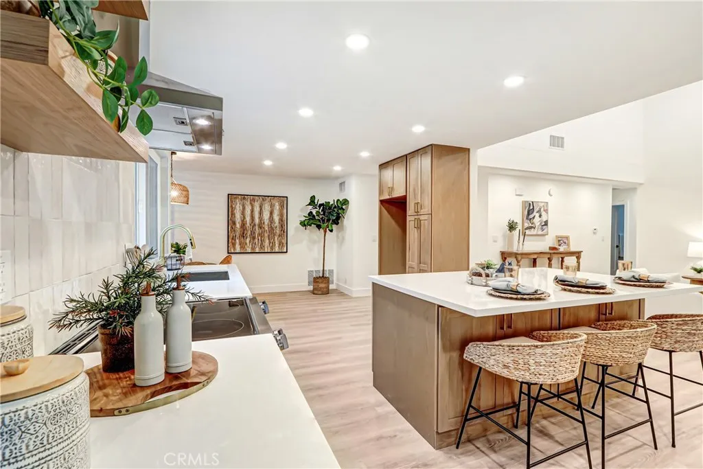 2361 Basswood Circle, Tustin, California 92780 home-pic-8