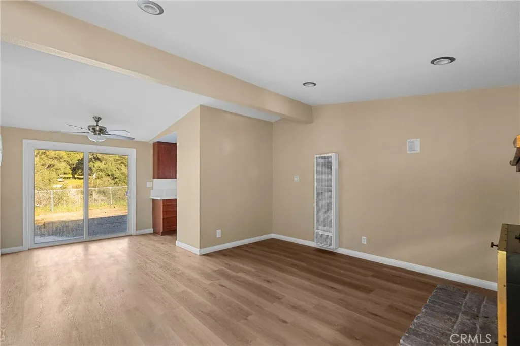 39407 Calle El Fuente, Green Valley, California 91390 home-pic-4