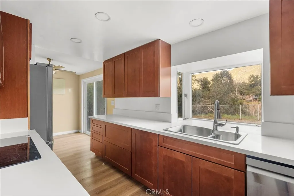 39407 Calle El Fuente, Green Valley, California 91390 home-pic-7