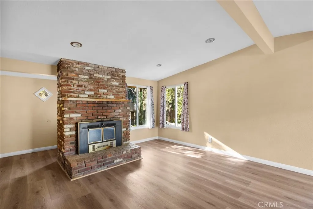 39407 Calle El Fuente, Green Valley, California 91390 home-pic-3