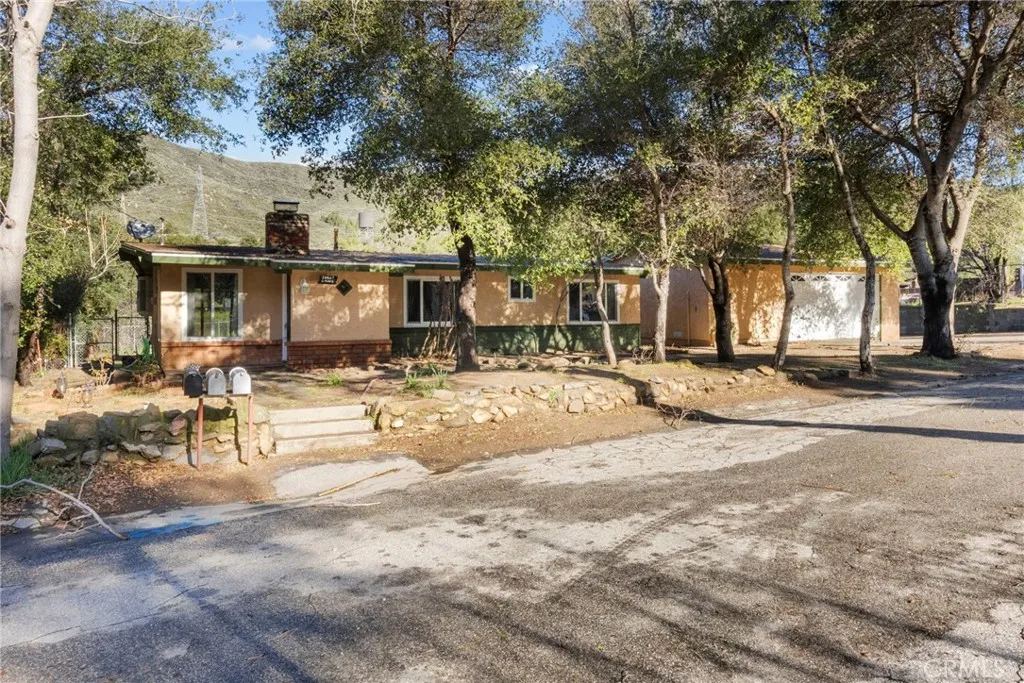 39407 Calle El Fuente, Green Valley, California 91390 home-pic-1