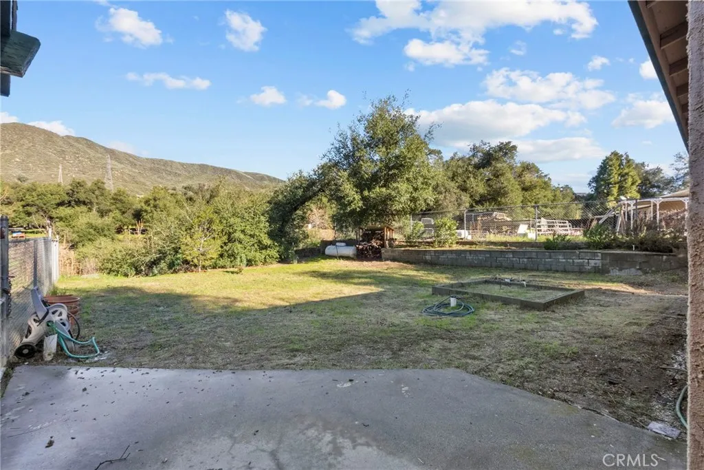 39407 Calle El Fuente, Green Valley, California 91390 home-pic-13
