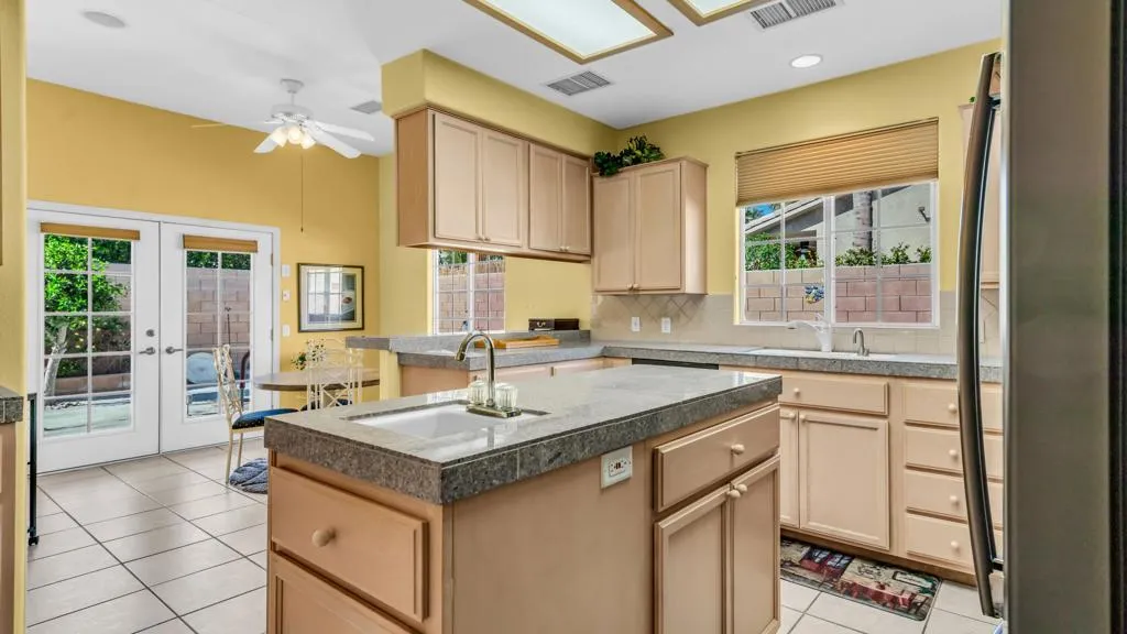 35601 Tranquil Place, Cathedral City, California 92234 home-pic-17