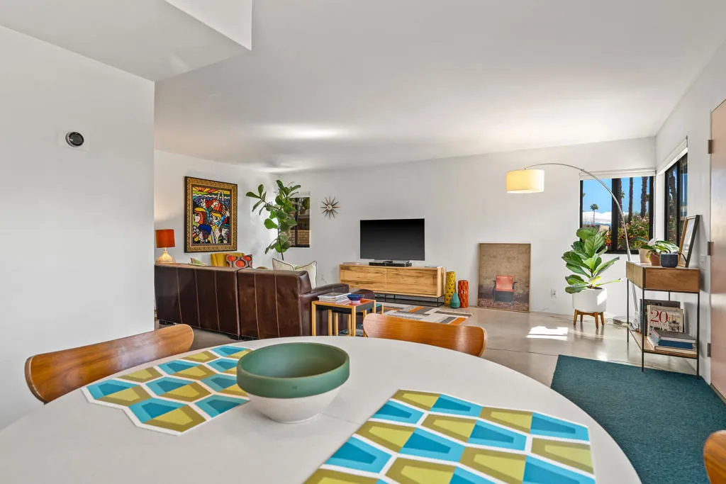 1874 E Sandalwood Drive, Palm Springs, California 92262 home-pic-15