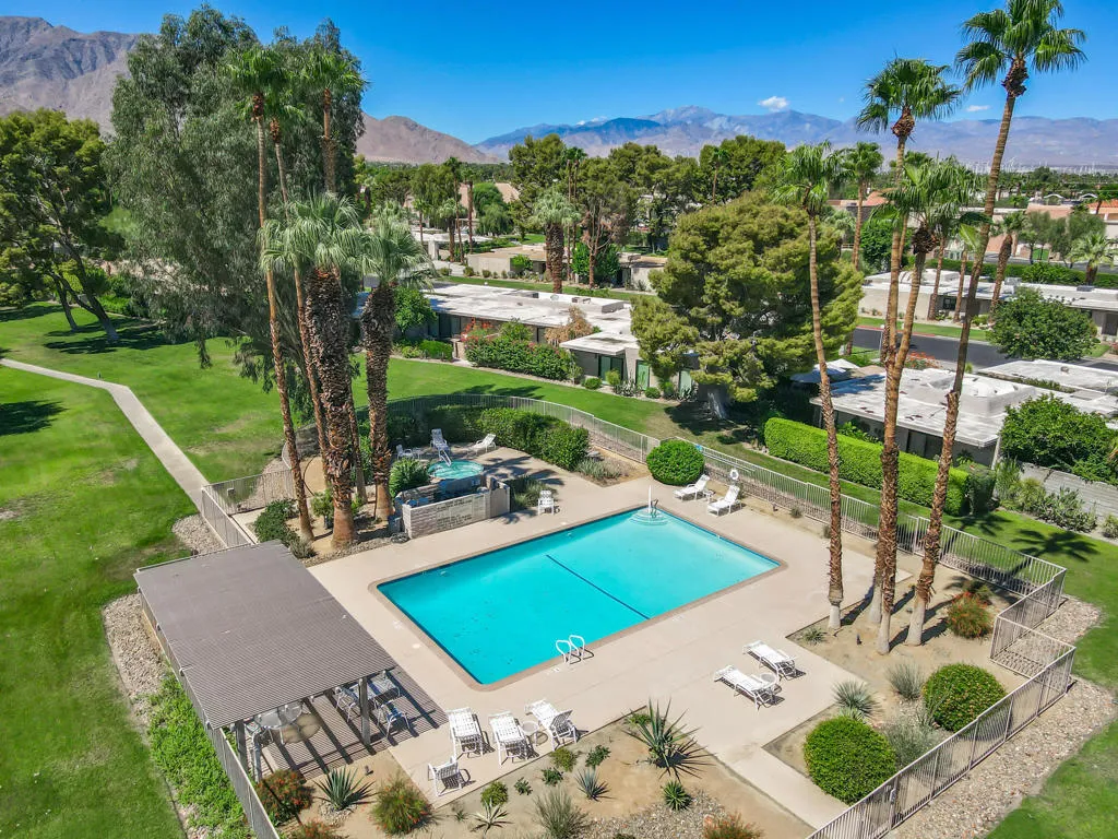 1874 E Sandalwood Drive, Palm Springs, California 92262 home-pic-52