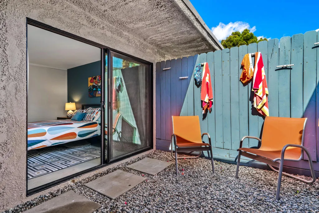 1874 E Sandalwood Drive, Palm Springs, California 92262 home-pic-33