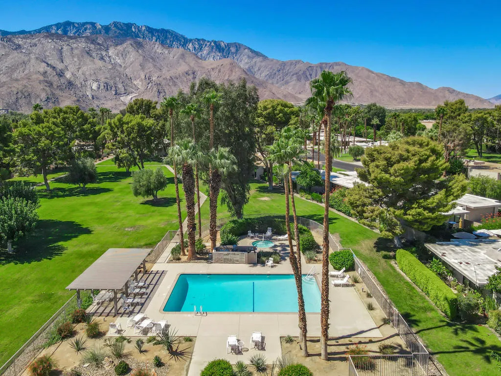 1874 E Sandalwood Drive, Palm Springs, California 92262 home-pic-49