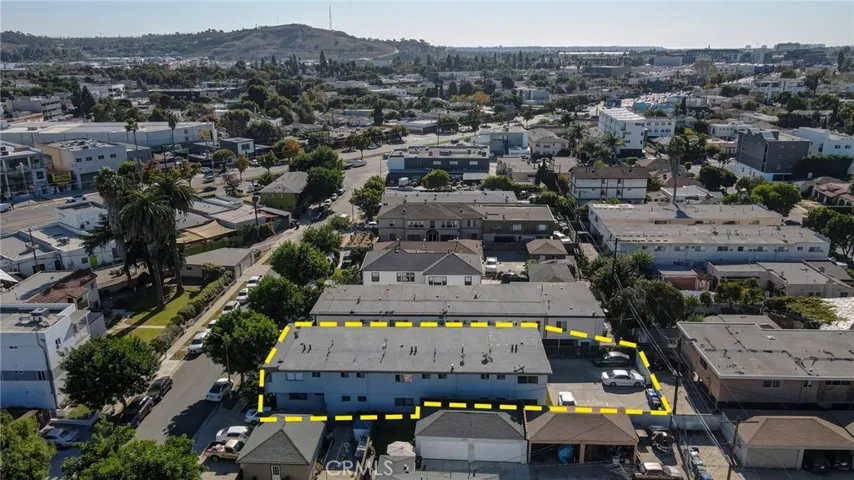 2615 Chariton Street, Los Angeles, California 90034