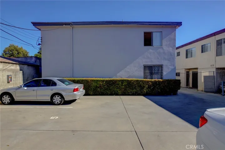 2615 Chariton Street, Los Angeles, California 90034