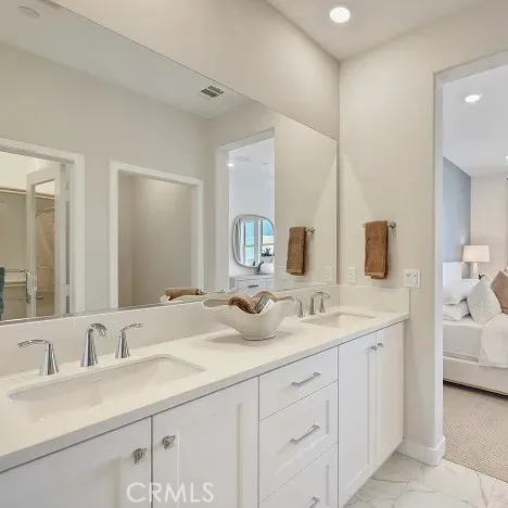 925 Walnut Terrace, Montebello, California 90640 home-pic-17