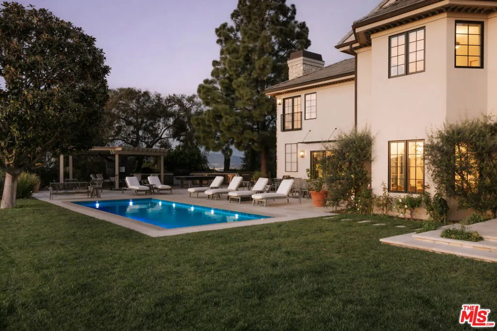 12072 Crest Court, Beverly Hills, California 90210 home-pic-24