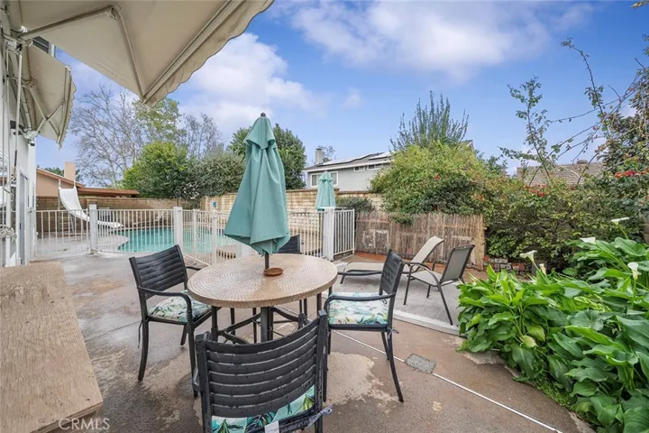 23850 Via Jacara, Valencia, California 91355