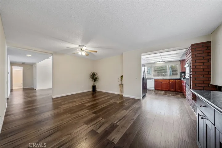 23850 Via Jacara, Valencia, California 91355
