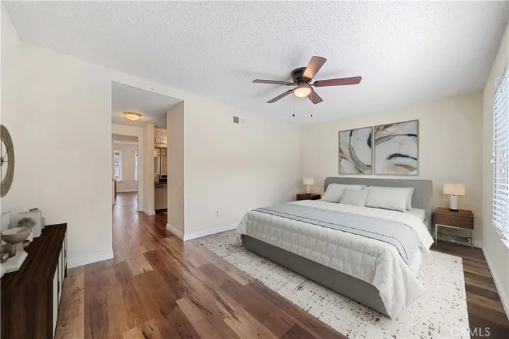 23850 Via Jacara, Valencia, California 91355