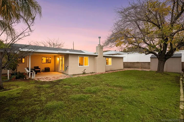 9213 Fenway Rd, Santee, California 92071