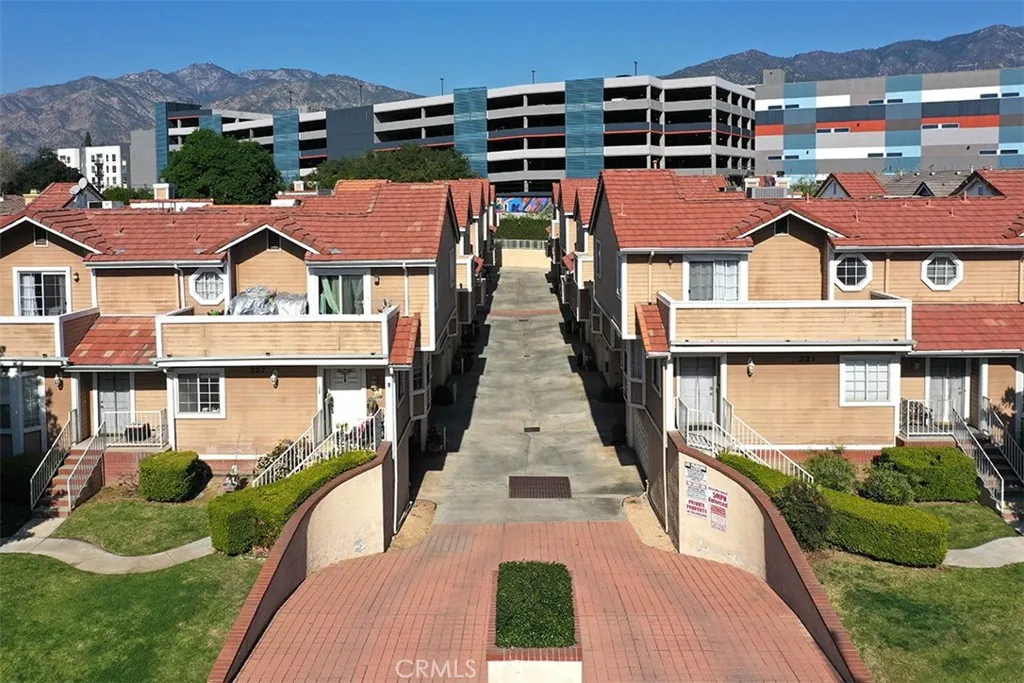 331 Genoa E, Monrovia, California 91016 home-pic-27