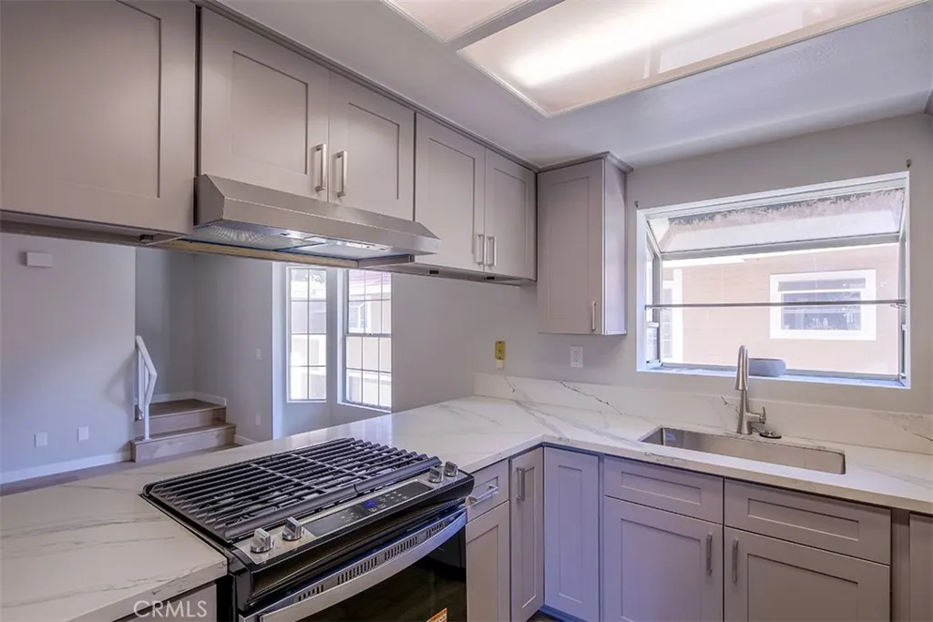 331 Genoa E, Monrovia, California 91016 home-pic-7