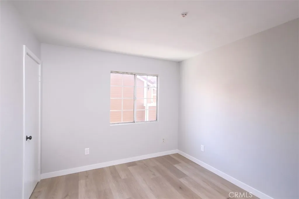 331 Genoa E, Monrovia, California 91016 home-pic-17