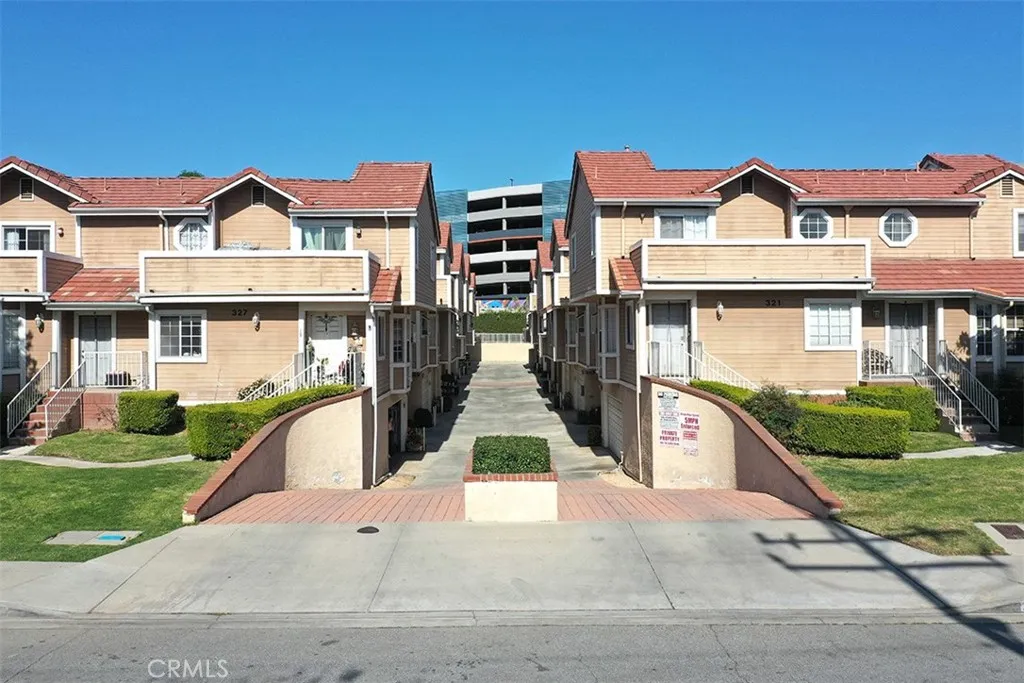 331 Genoa E, Monrovia, California 91016 home-pic-25