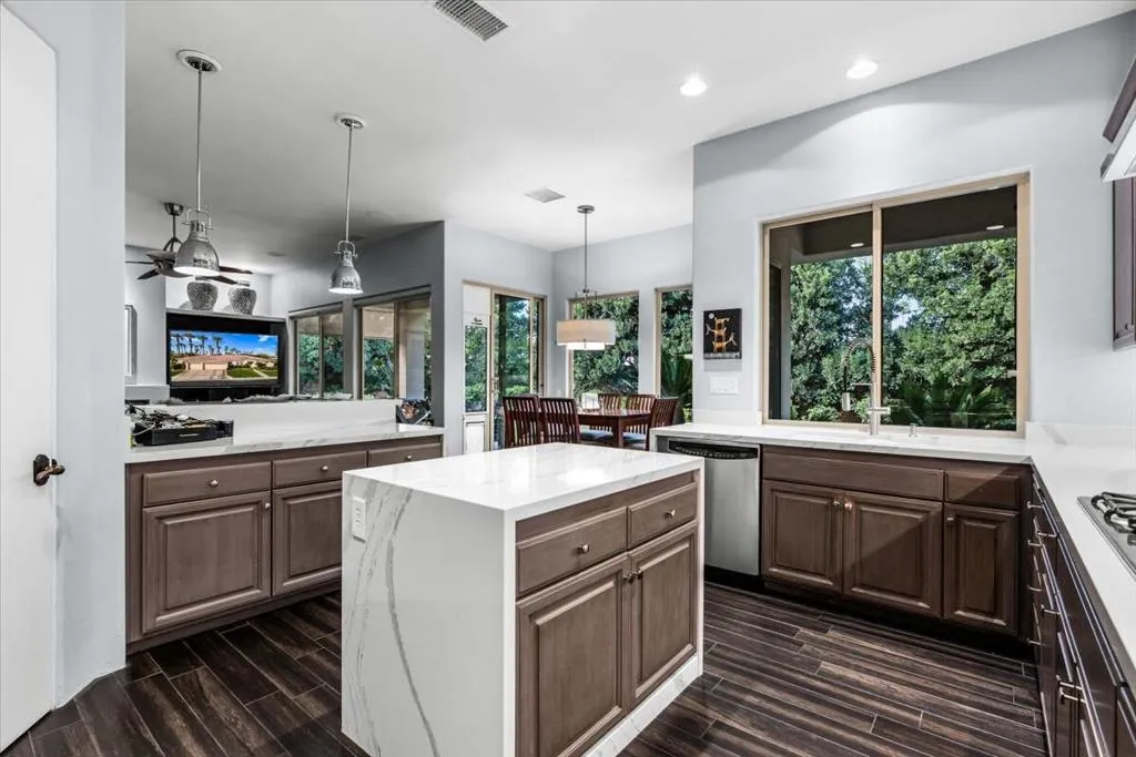 75982 Via Allegre, Indian Wells, California 92210 home-pic-22