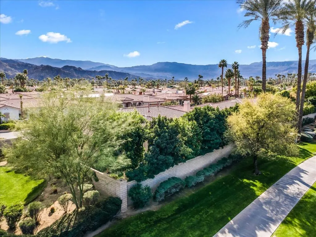 75982 Via Allegre, Indian Wells, California 92210 home-pic-41
