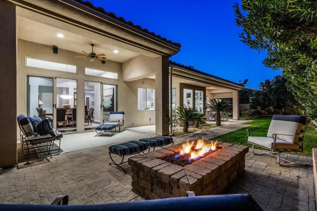 75982 Via Allegre, Indian Wells, California 92210 home-pic-48
