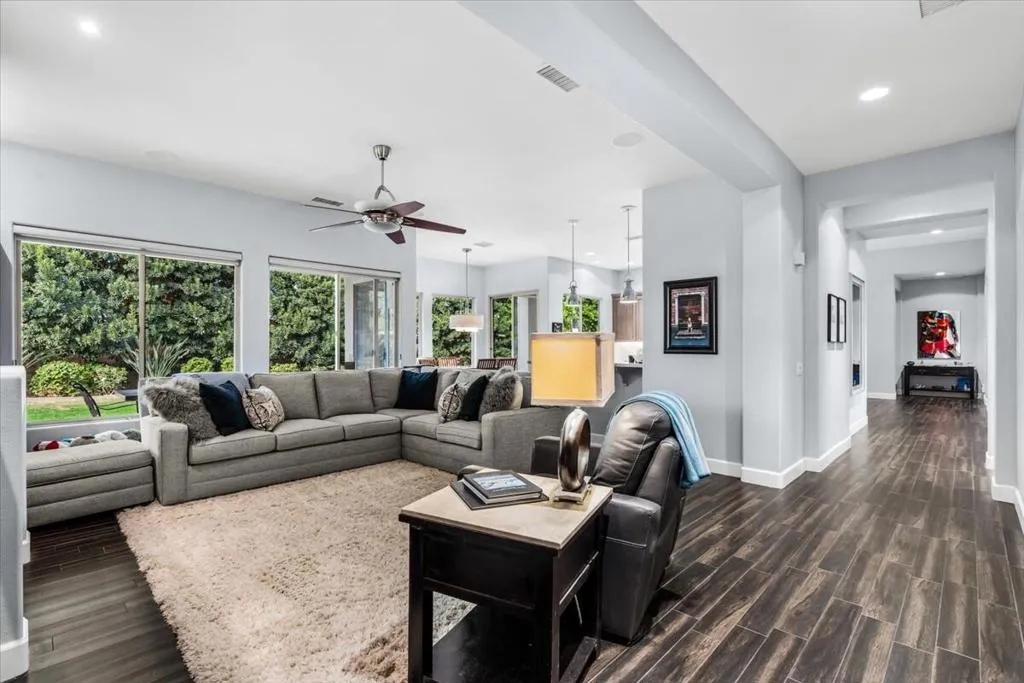 75982 Via Allegre, Indian Wells, California 92210 home-pic-16