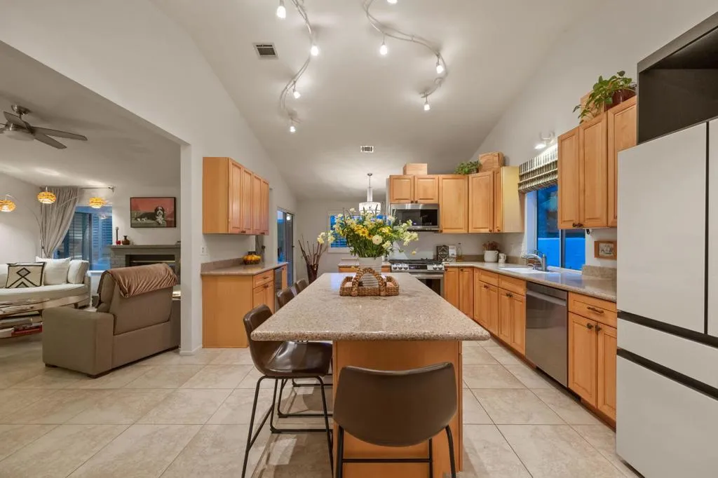 76802 Bishop Place, Palm Desert, California 92211 home-pic-100