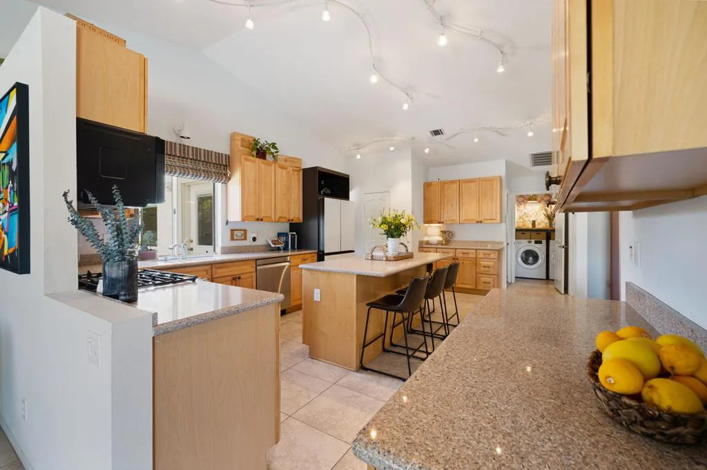 76802 Bishop Place, Palm Desert, California 92211 home-pic-41