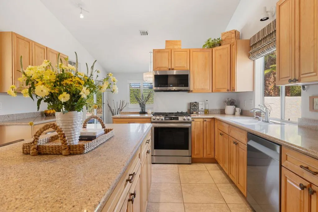 76802 Bishop Place, Palm Desert, California 92211 home-pic-43