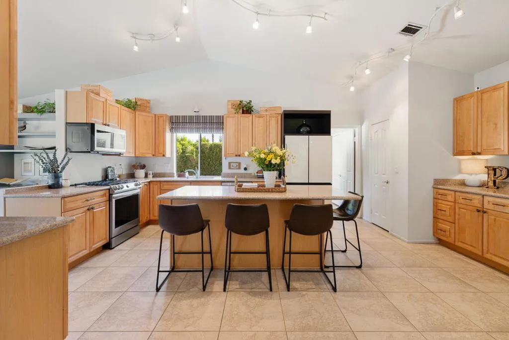 76802 Bishop Place, Palm Desert, California 92211 home-pic-42