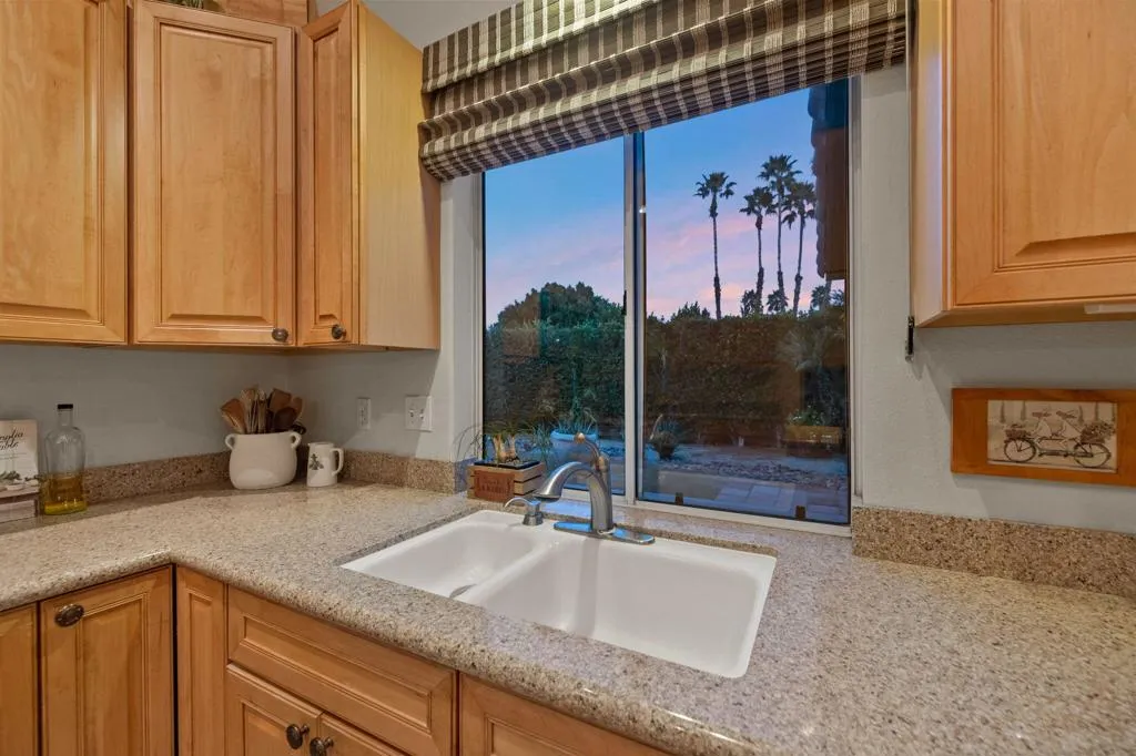 76802 Bishop Place, Palm Desert, California 92211 home-pic-99