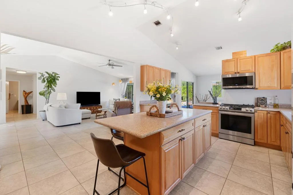 76802 Bishop Place, Palm Desert, California 92211 home-pic-49