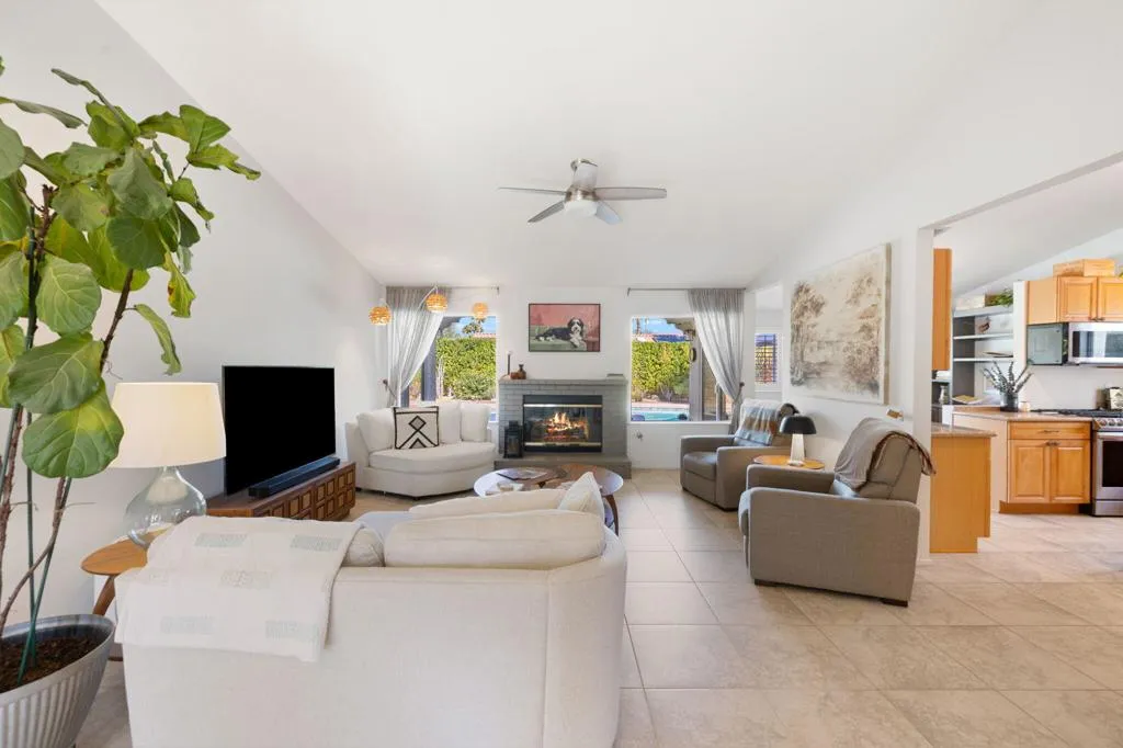 76802 Bishop Place, Palm Desert, California 92211 home-pic-33
