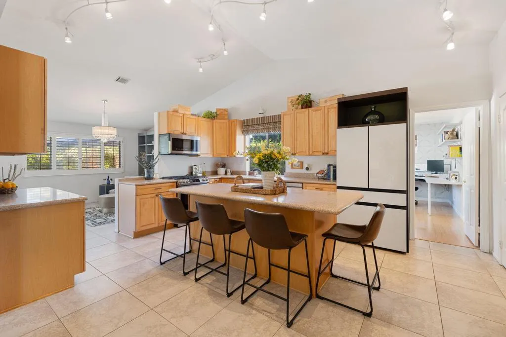 76802 Bishop Place, Palm Desert, California 92211 home-pic-47