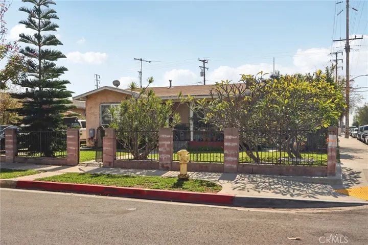 3700 E 55th, Maywood, California 90270