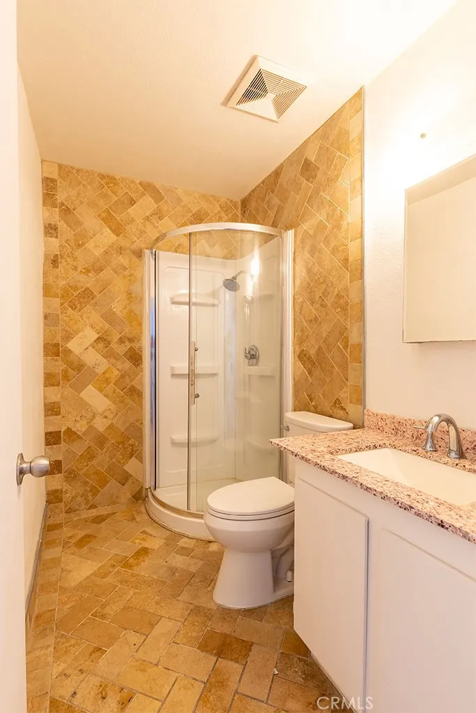 2700 Via Portola, Fullerton, California 92835 home-pic-19