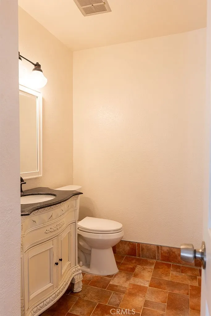 2700 Via Portola, Fullerton, California 92835 home-pic-17