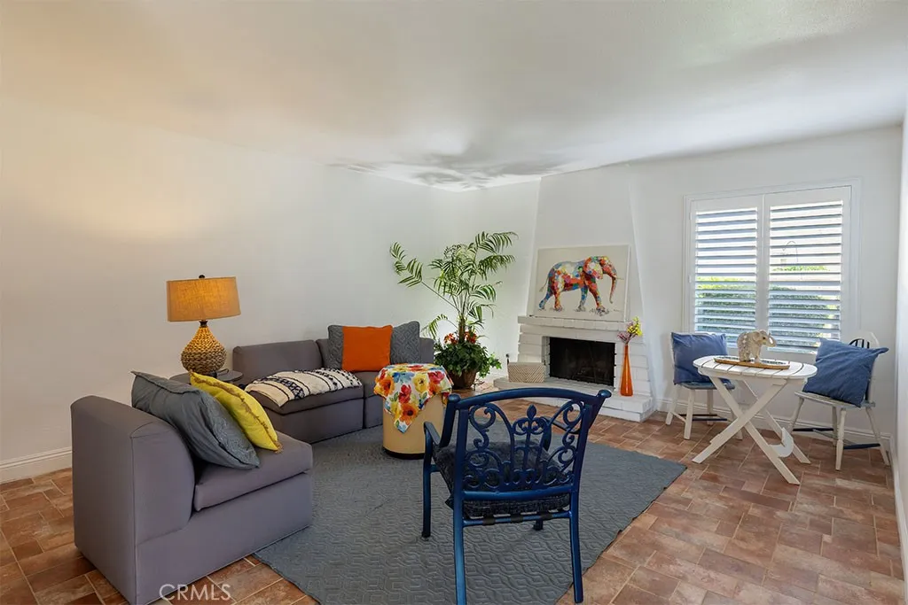 2700 Via Portola, Fullerton, California 92835 home-pic-11