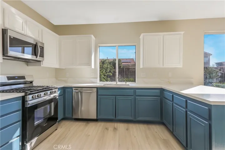 242 Spinnaker Street, San Jacinto, California 92583