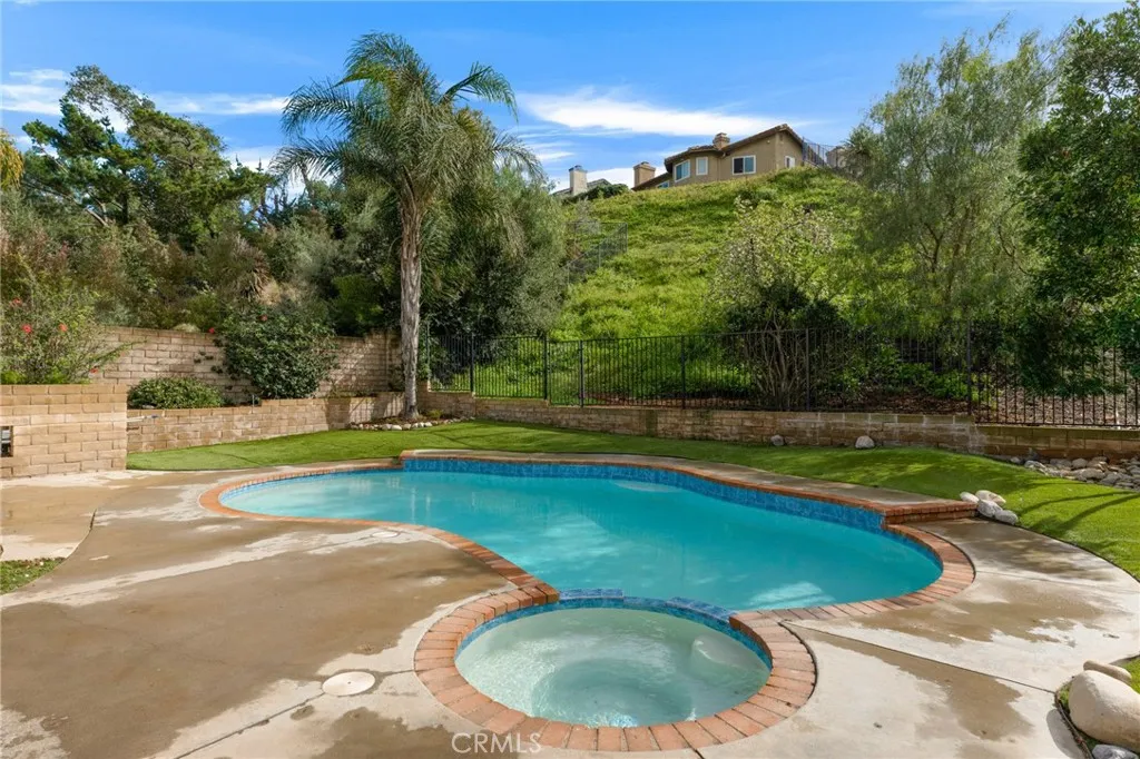 13754 Bear Valley Road, Moorpark, California 93021 home-pic-38