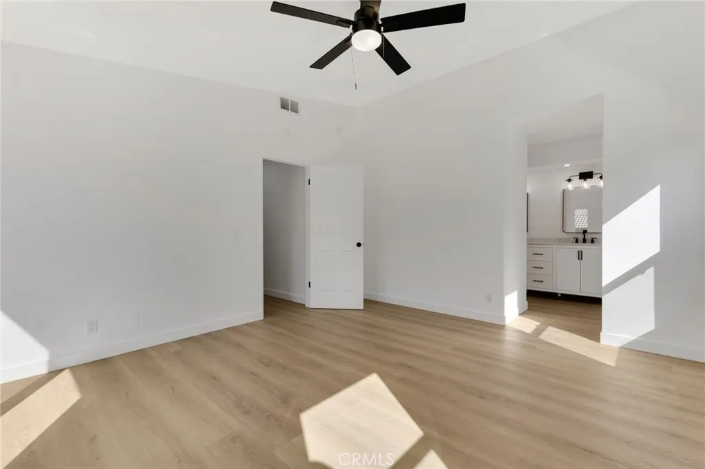 13754 Bear Valley Road, Moorpark, California 93021 home-pic-23