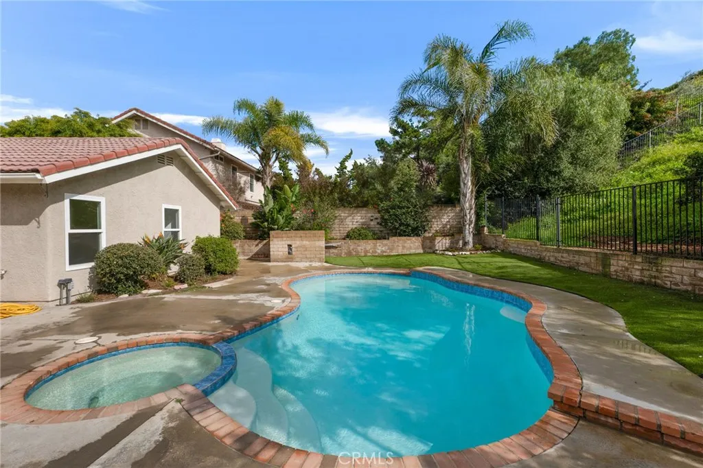 13754 Bear Valley Road, Moorpark, California 93021 home-pic-37