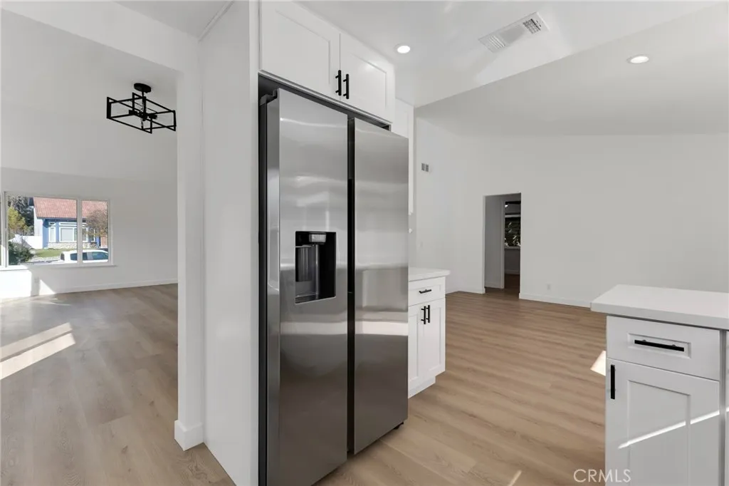 13754 Bear Valley Road, Moorpark, California 93021 home-pic-16