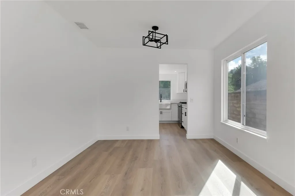 13754 Bear Valley Road, Moorpark, California 93021 home-pic-21